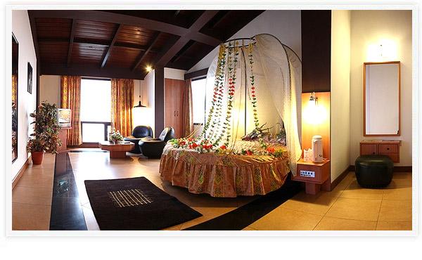 Honeymoon Inn